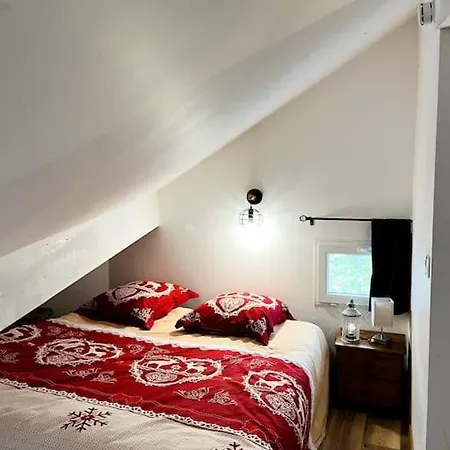 Chalet Cosy Entre Lacs Et Montagnes